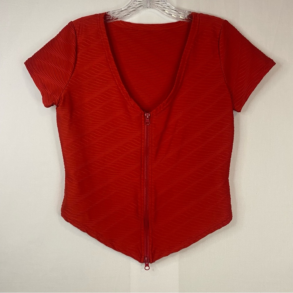 SY FASHION Crop Top Deep V Neck Full Zip Red Slimming Size Medium